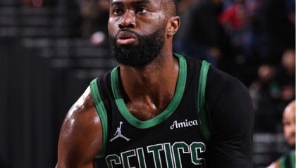 雄鹿vs凯尔特人前瞻：两队均背靠背作战，布朗带队力争三连胜