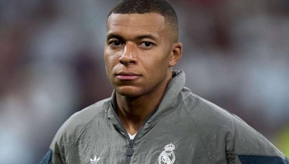 开云官网-西媒：皇马支持姆巴佩 法媒：巴黎不想被泼脏水