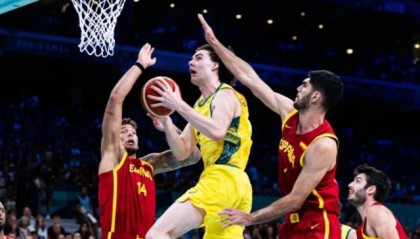 开云体育入口-46个篮板统治内线 澳大利亚将西班牙逼上悬崖