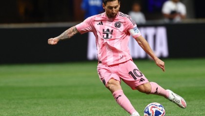 开云体育官网-西甲主席谈梅西回巴萨传闻：巴萨从未向西甲传达引进梅西的意愿