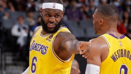 开云-詹皇脚踝伤势已彻底恢复 常规赛蓄力季后赛爆发？