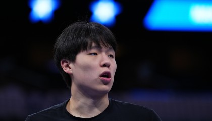 开云-杨瀚森11+12+3+2 混音113-118不敌勇士